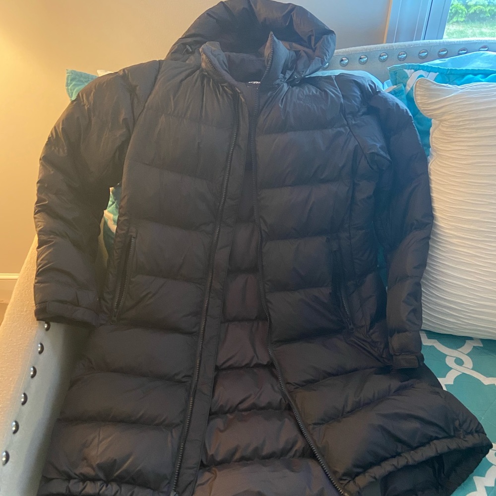 Womens NorthFace Metropolis 3 parka